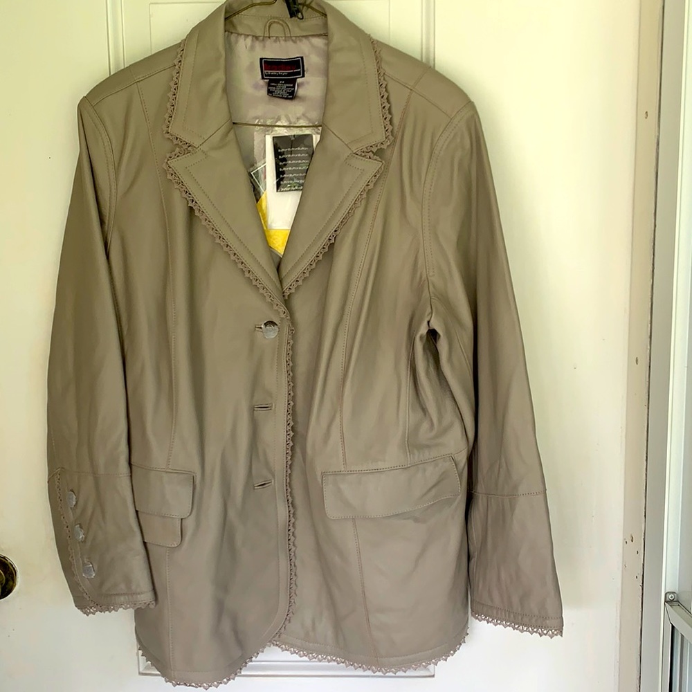 Bradley By Bradley Bayou Gray Leather Jacket With Polyester Lining Size 2X.  NWT
